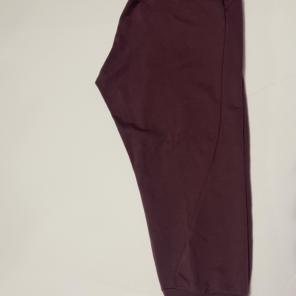 Nike pants - Picture 2 of 2